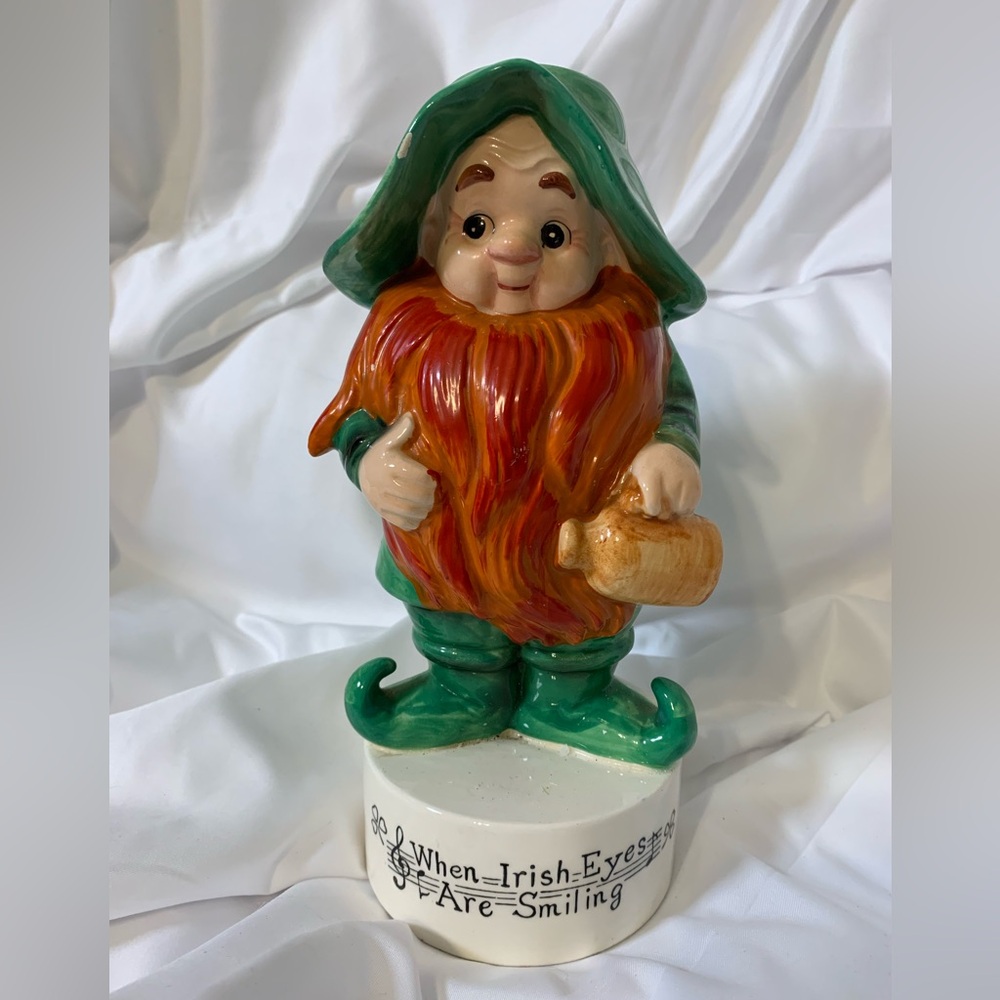 Lefton Musical Ceramic Irish Leprechaun without cap Decanter